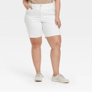 Women's Plus Size High Rise Jean Shorts -Ava & Viv- White 20W